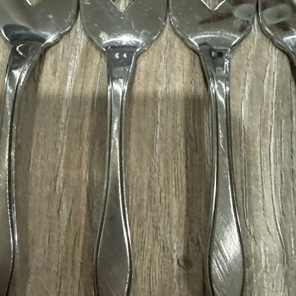 Oneida TWILIGHT 1881 Rogers Stainless Flatware Set of 7 Salad Forks 6 1/4